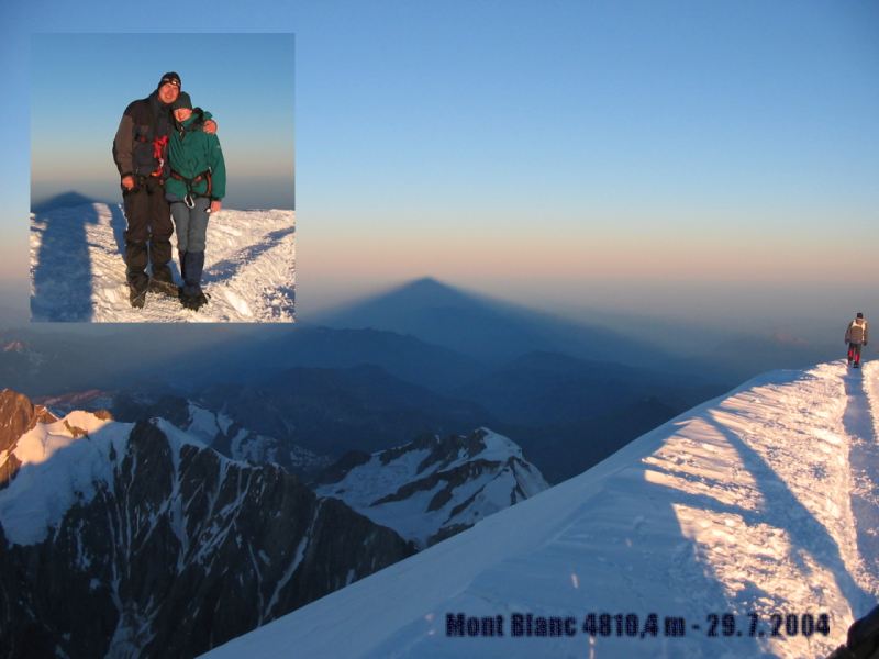 Mont Blanc 4810,4 m - 29. 7. 2004 - kliknte pro dal fotky